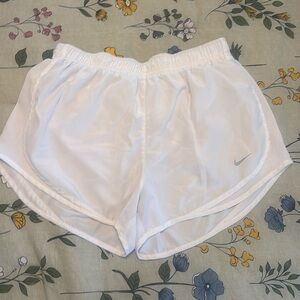 Nike Shorts Size L